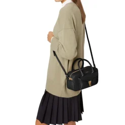 Borsa Donna a Mano COCCINELLE in Pelle linea Beat Soft Colore Nero