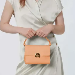 Borsa Donna a Mano con Tracolla COCCINELLE in Pelle linea Binxie Small colore Sunrise