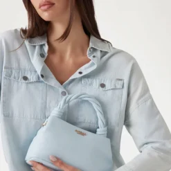 Borsa Donna a Mano GUESS Linea Sansa Colore Powder Blue