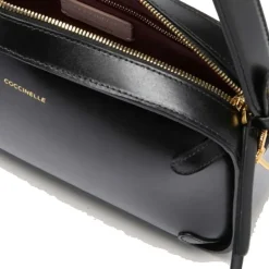 Borsa Donna a Spalla COCCINELLE in Pelle linea Maleta Calf Cocker Colore Nero