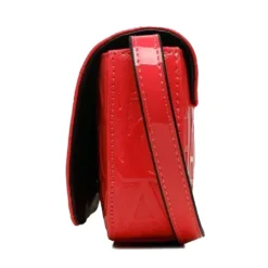 Borsa Donna a Tracolla ARMANI EXCHANGE colore Grenadine Lucido Chiusa con Pattina e Clip