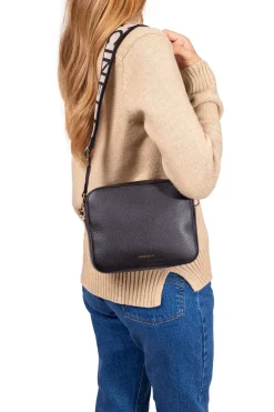 Borsa Donna a Tracolla COCCINELLE Linea Tebe Colore Nero - E5MN555M301