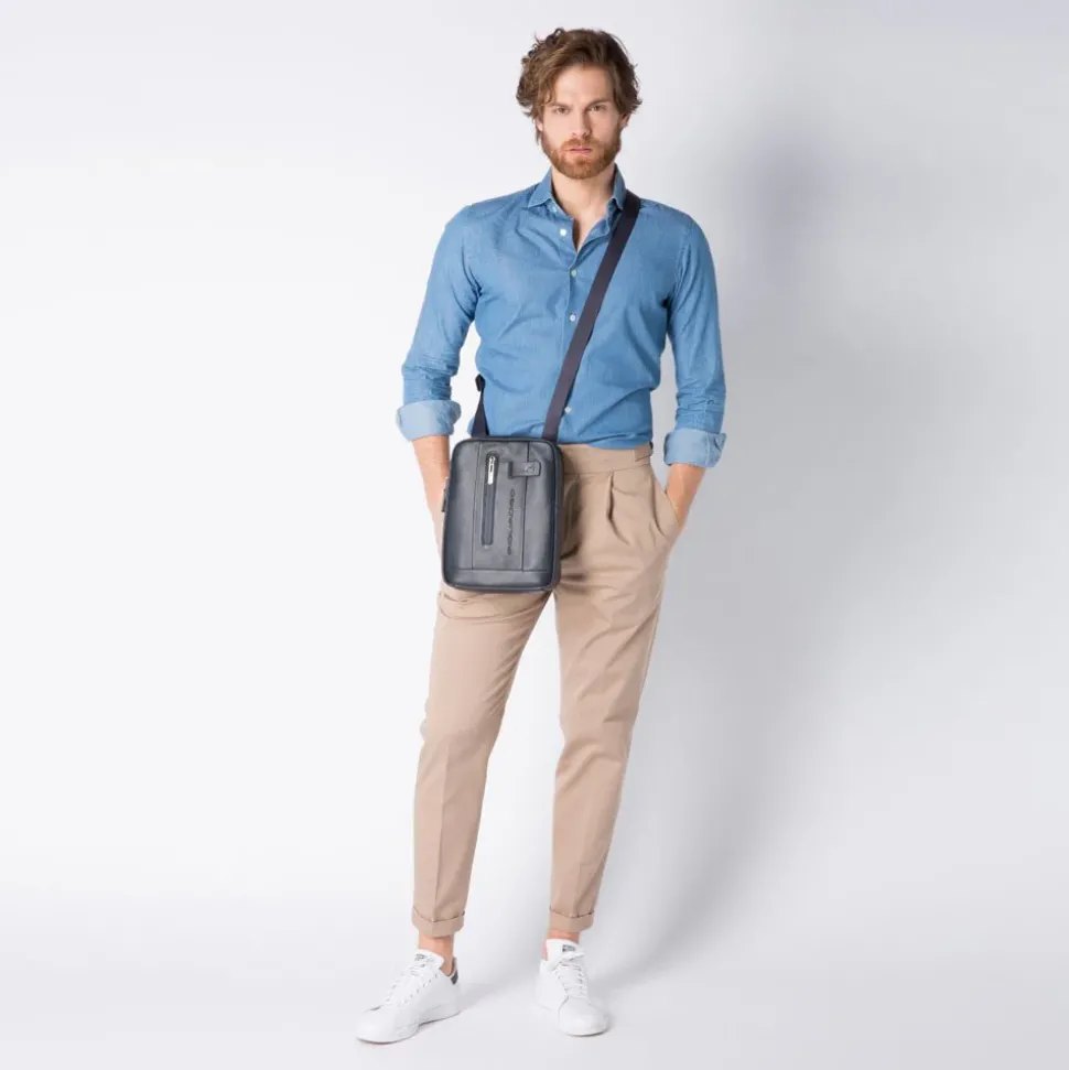 Borsello Organizzato Piquadro in Pelle Blu Porta iPad®10,5"/iPad 9,7" - CA1816UB00 Linea Urban