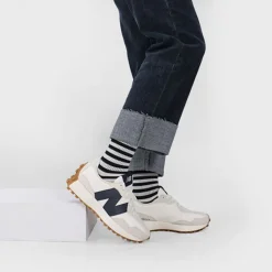 Scarpe Donna NEW BALANCE Sneakers 327 in Suede e Nylon colore Moonbeam e Navy