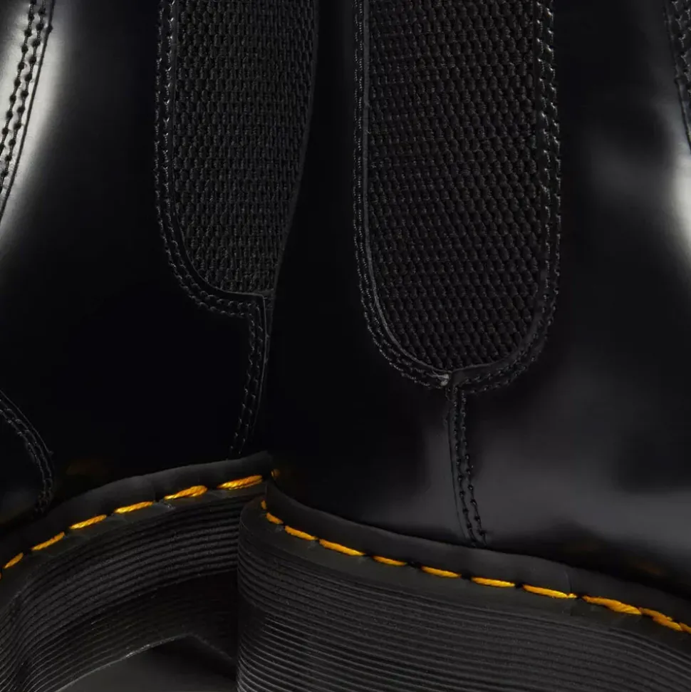 Scarpe DR. MARTENS Stivaletti Chelsea Platform linea 2976 Quad in Pelle Black Smooth