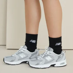 Scarpe Running NEW BALANCE Sneakers 530 in Pelle e Mesh Raincloud Shadow Grey e Silver Metallic