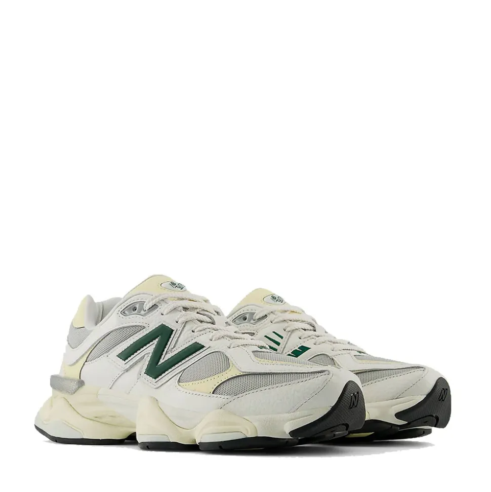 Sneakers Running NEW BALANCE 9060 in Nabuck e Mesh colore Sea Salt e Off White