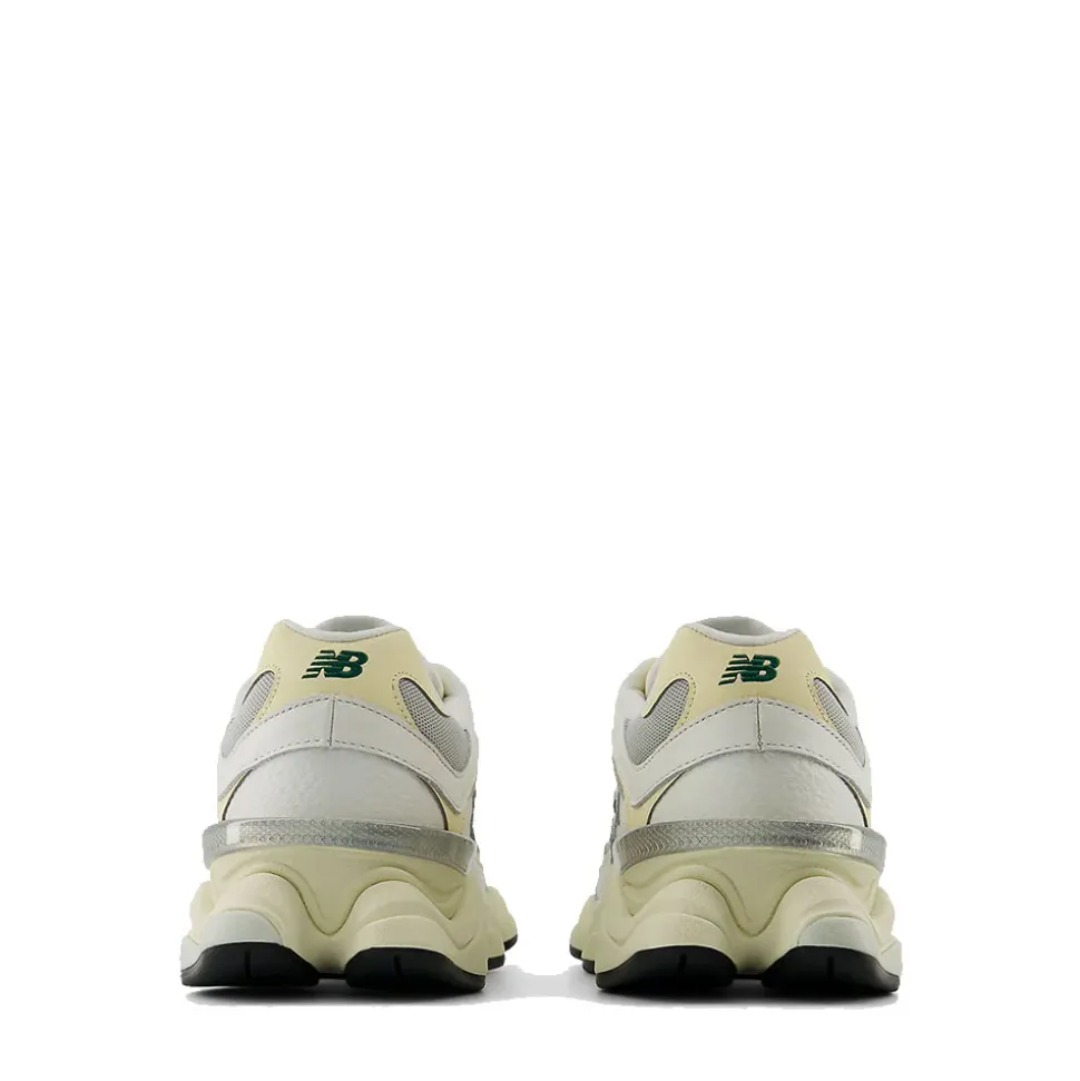 Sneakers Running NEW BALANCE 9060 in Nabuck e Mesh colore Sea Salt e Off White