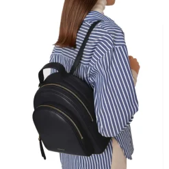 Zaino Donna COCCINELLE in Pelle Linea Malory colore Nero